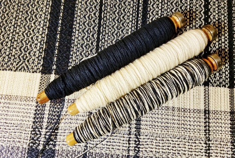 pirns with navy July 2017